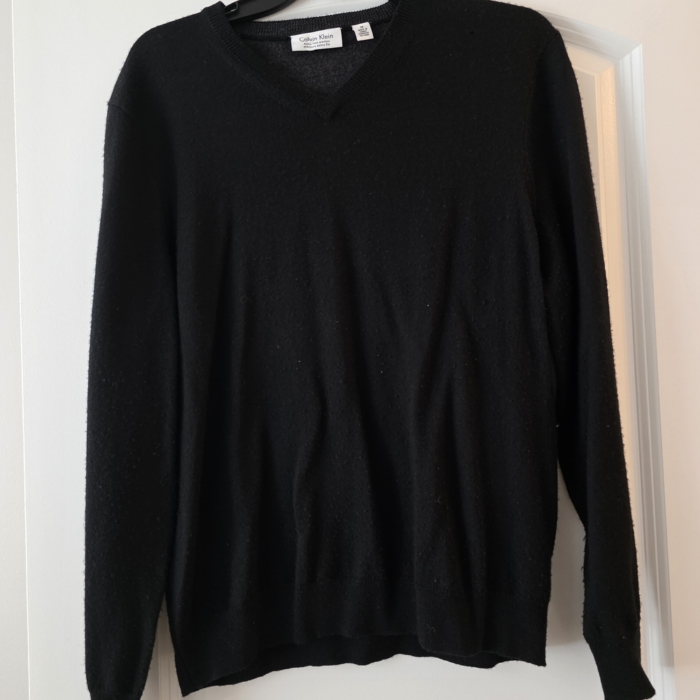 Calvin Klein Men's Black Extra Fine Merino Wool Blend V-Neck Sweater